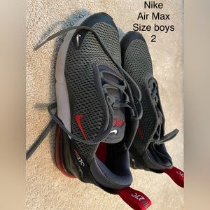 Boys youth size 2 Air Max shoes - great condition